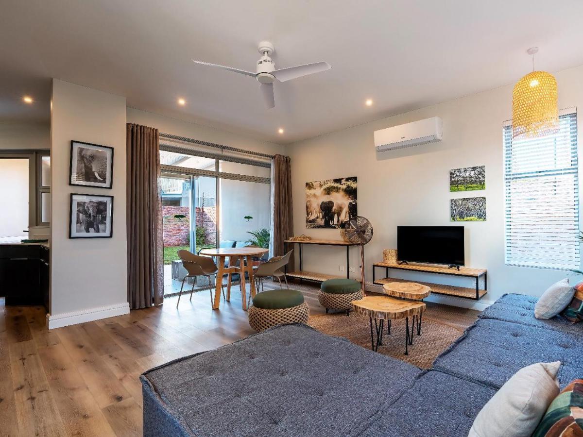 Miombo Mews Apartment Air Terjun Victoria Bagian luar foto